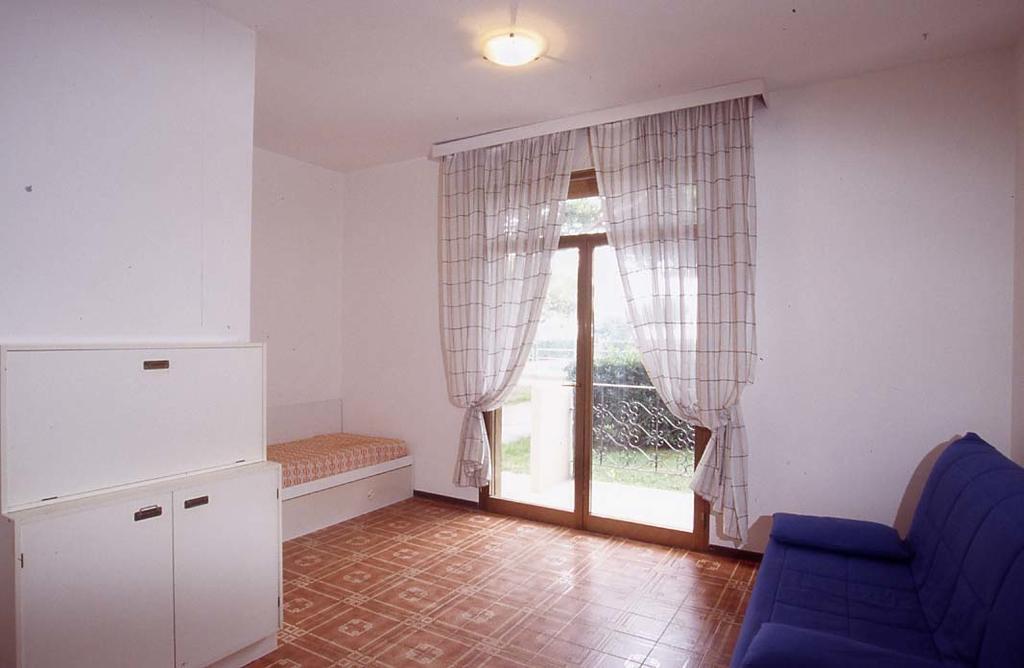 Residence Garden -Walterigato Apartments Solo Per Famiglie Lido di Jesolo Dış mekan fotoğraf